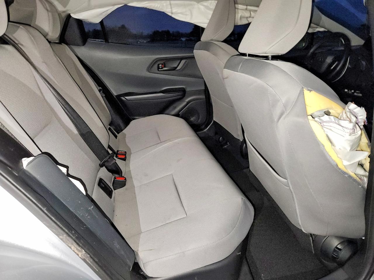 2025 TOYOTA PRIUS LE photo 19