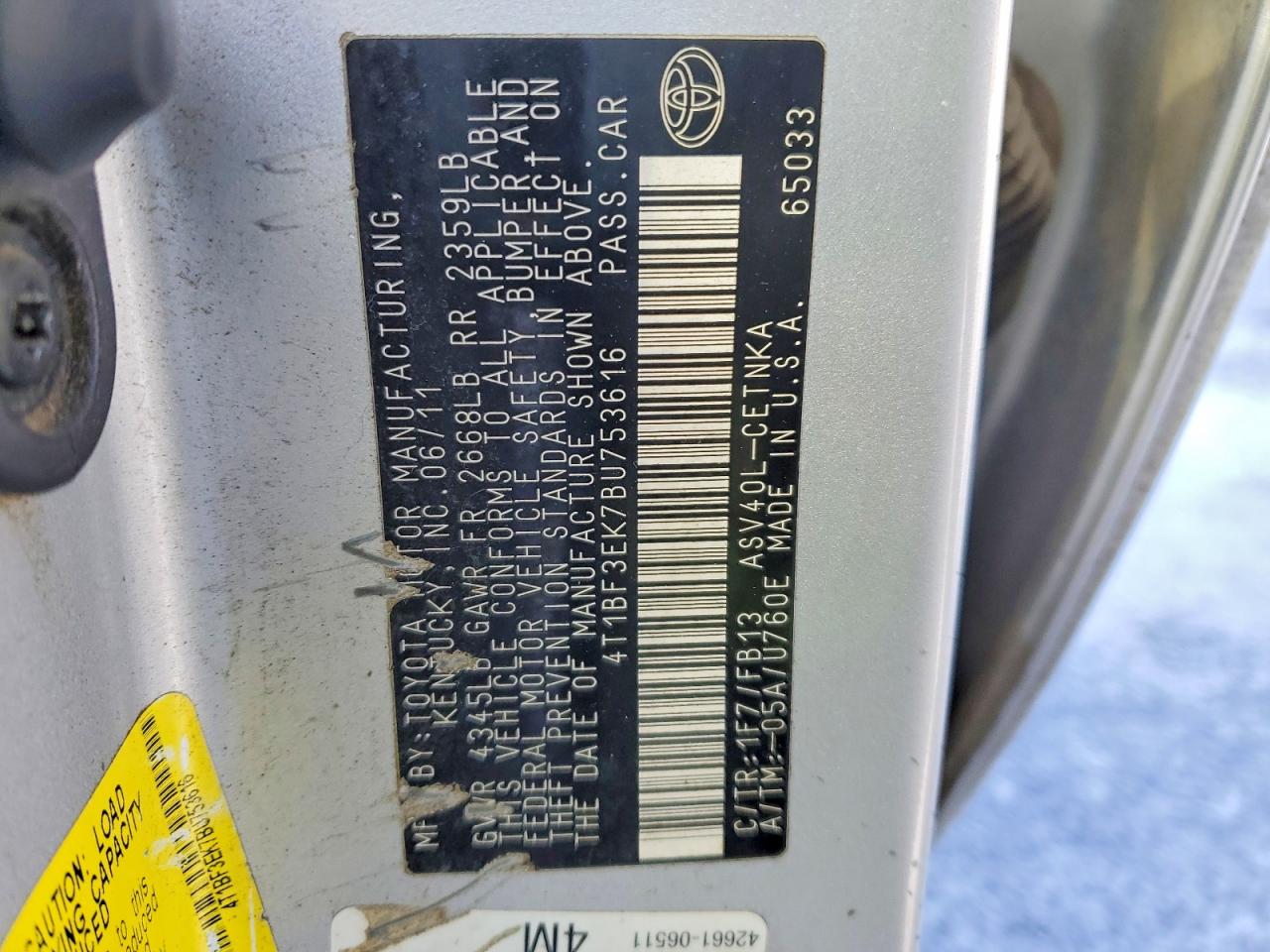 2011 TOYOTA CAMRY BASE photo 12
