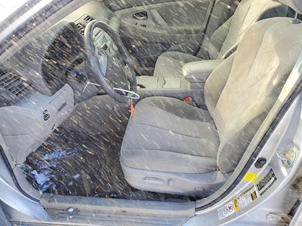 2011 TOYOTA CAMRY BASE photo 7