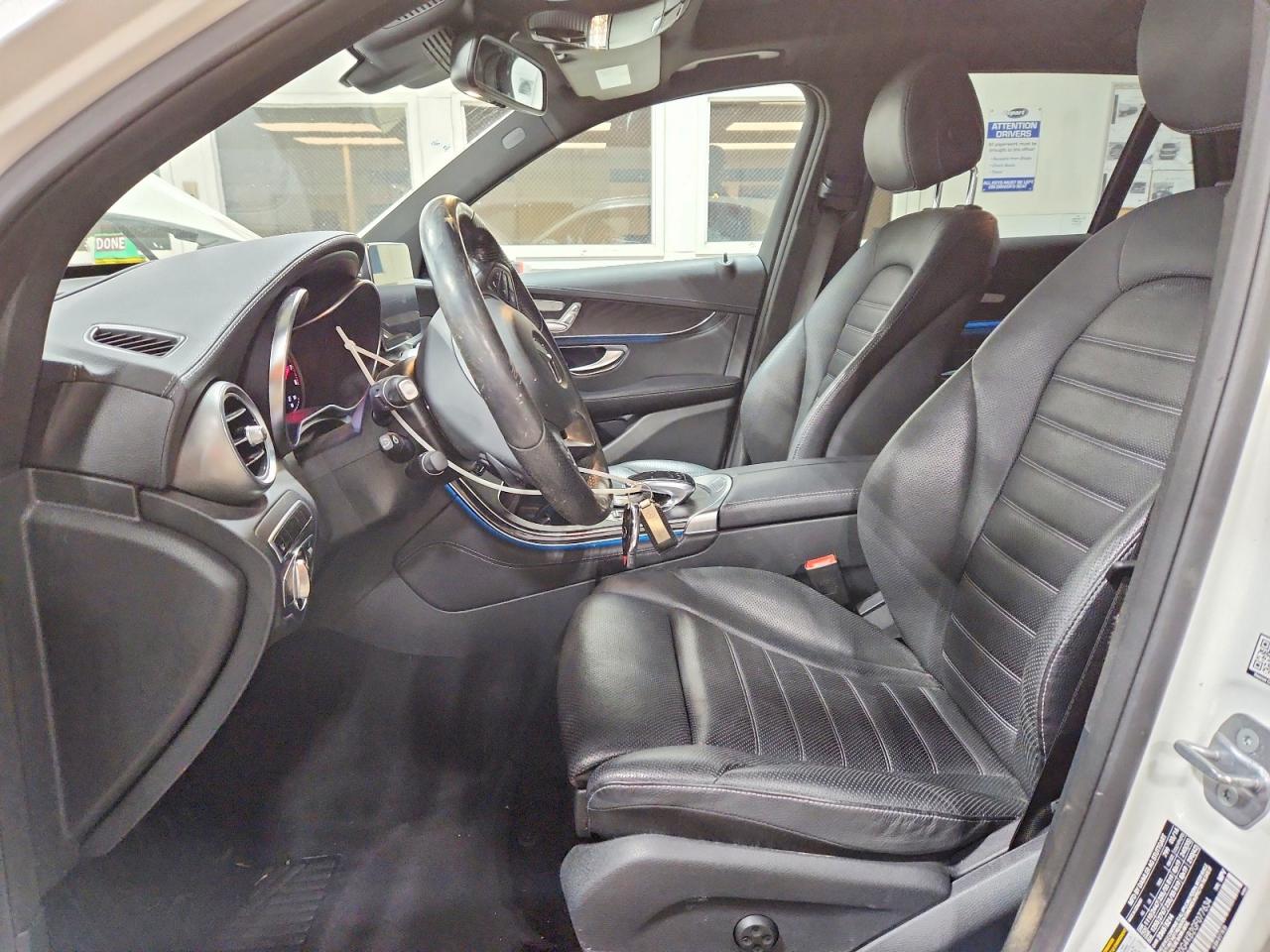 2016 MERCEDES-BENZ GLC 300 4MATIC photo 13