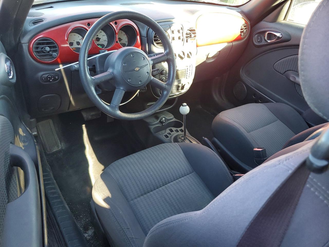2005 CHRYSLER PT CRUISER TOURING photo 22