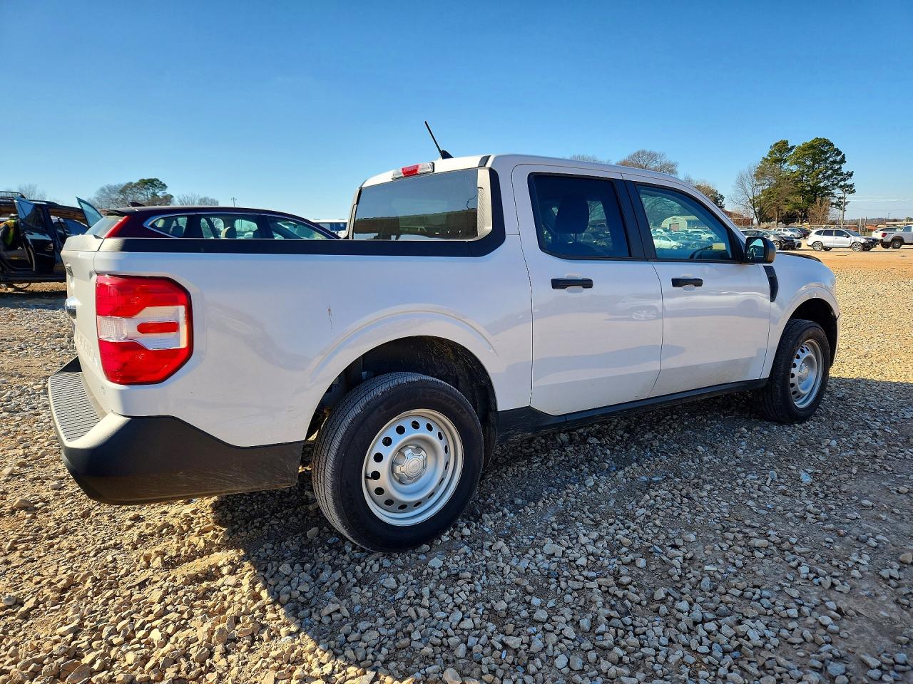 2024 FORD MAVERICK XL photo 5