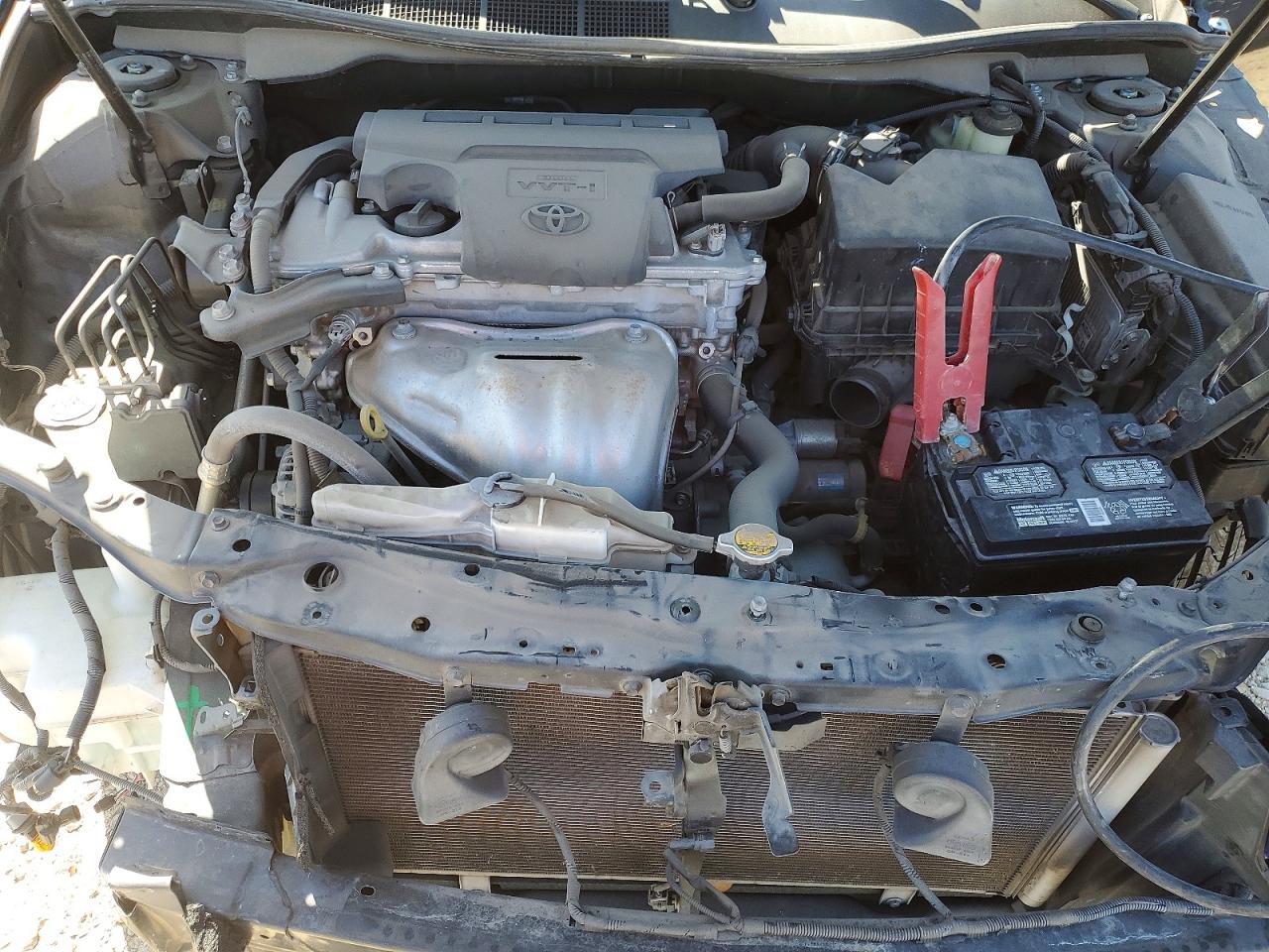 2015 TOYOTA CAMRY LE photo 31