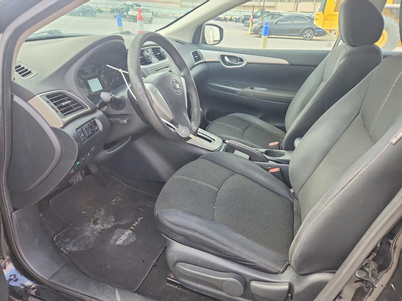 2014 NISSAN SENTRA S photo 7
