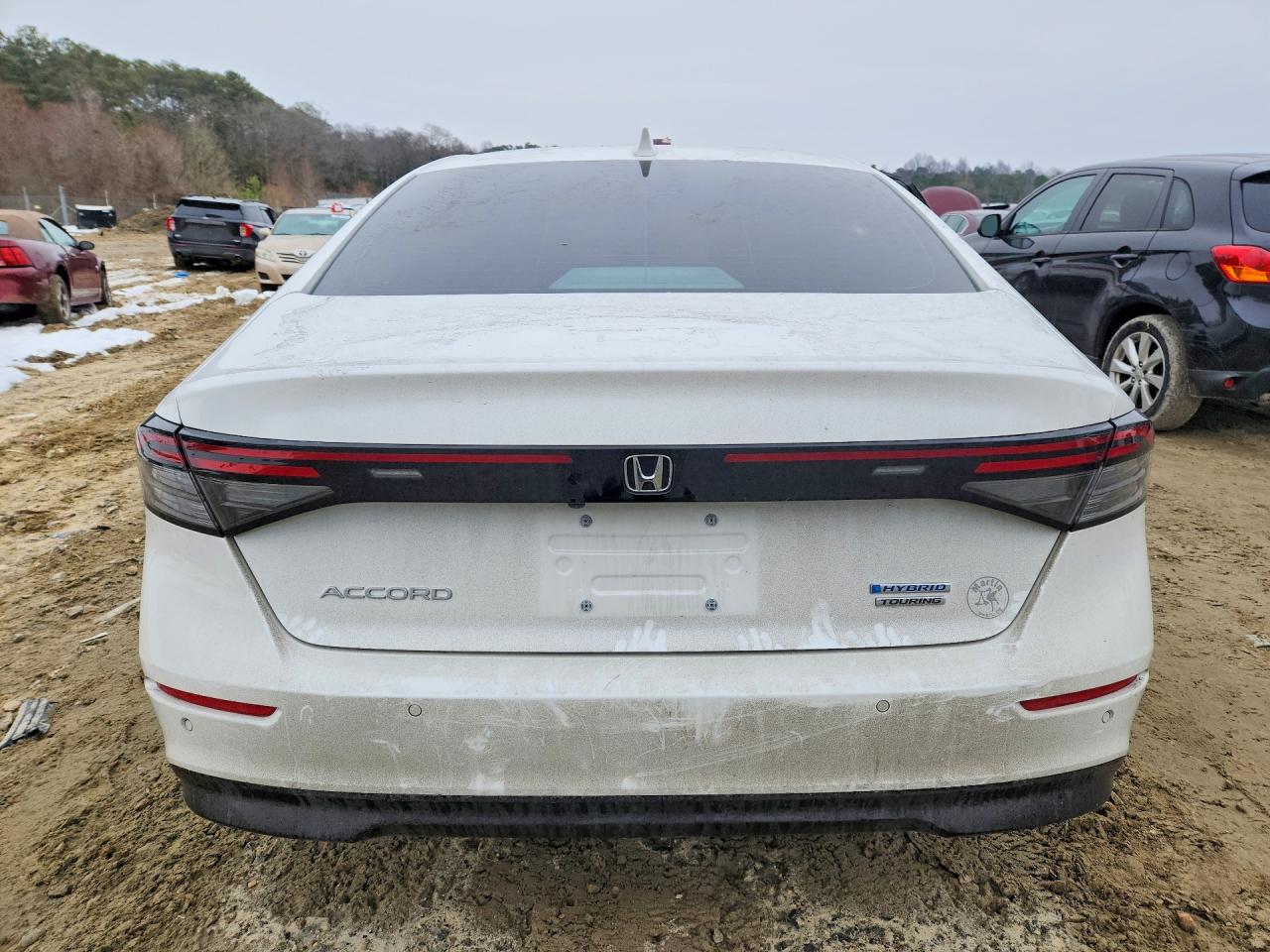 2025 HONDA ACCORD TOURING HYBRID photo 11