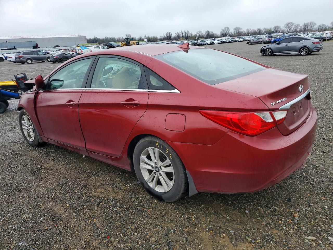2013 HYUNDAI SONATA GLS photo 4