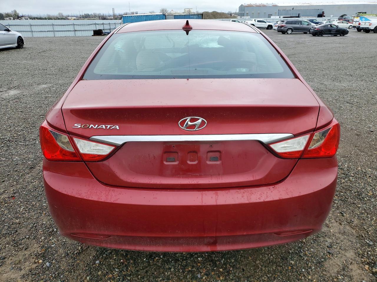 2013 HYUNDAI SONATA GLS photo 16