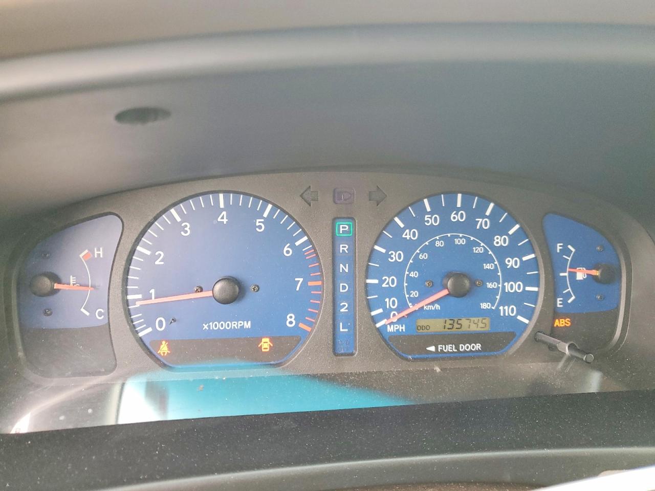 2001 TOYOTA SIENNA XLE photo 17