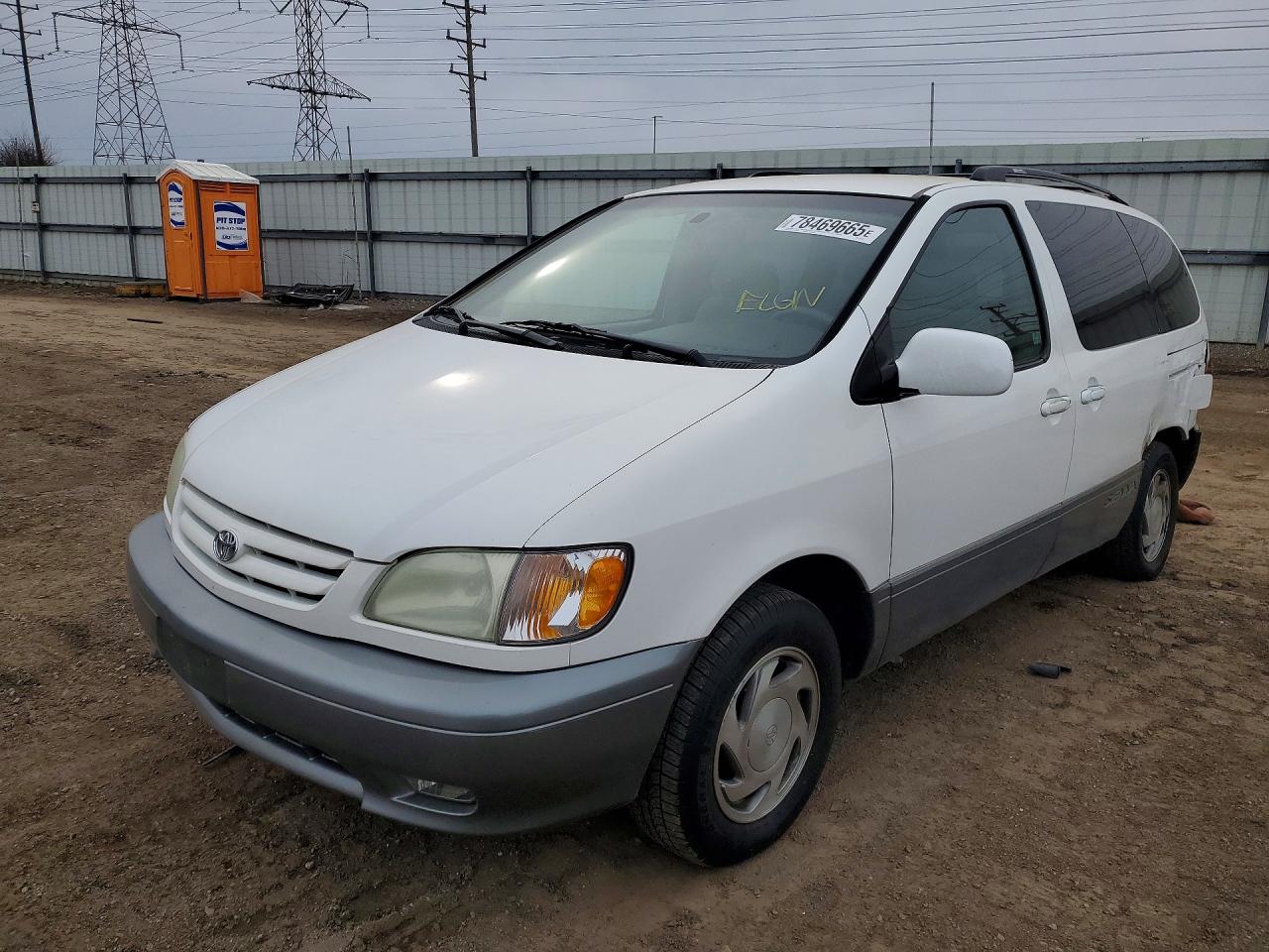 2001 TOYOTA SIENNA
