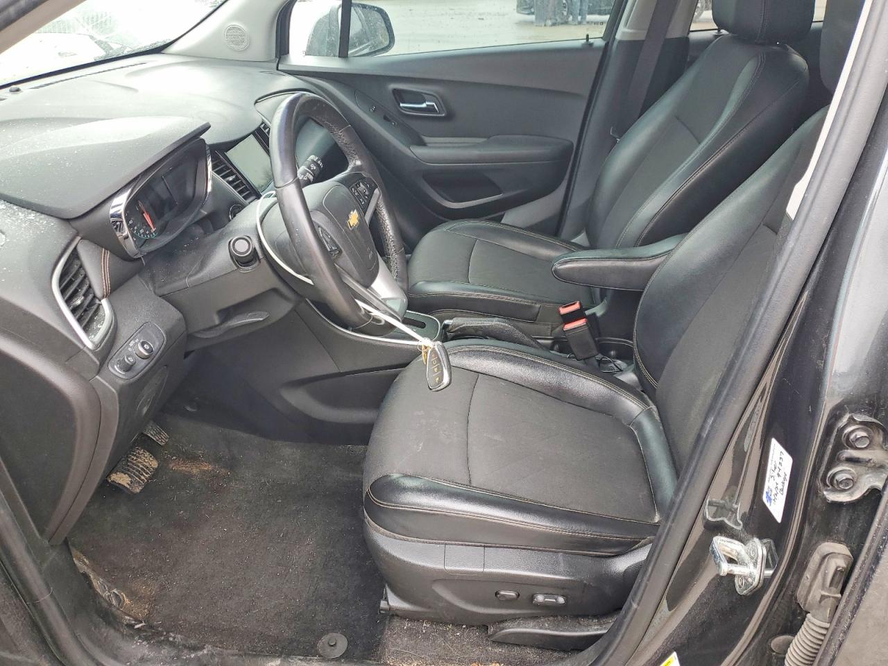 2018 CHEVROLET TRAX 1LT photo 13