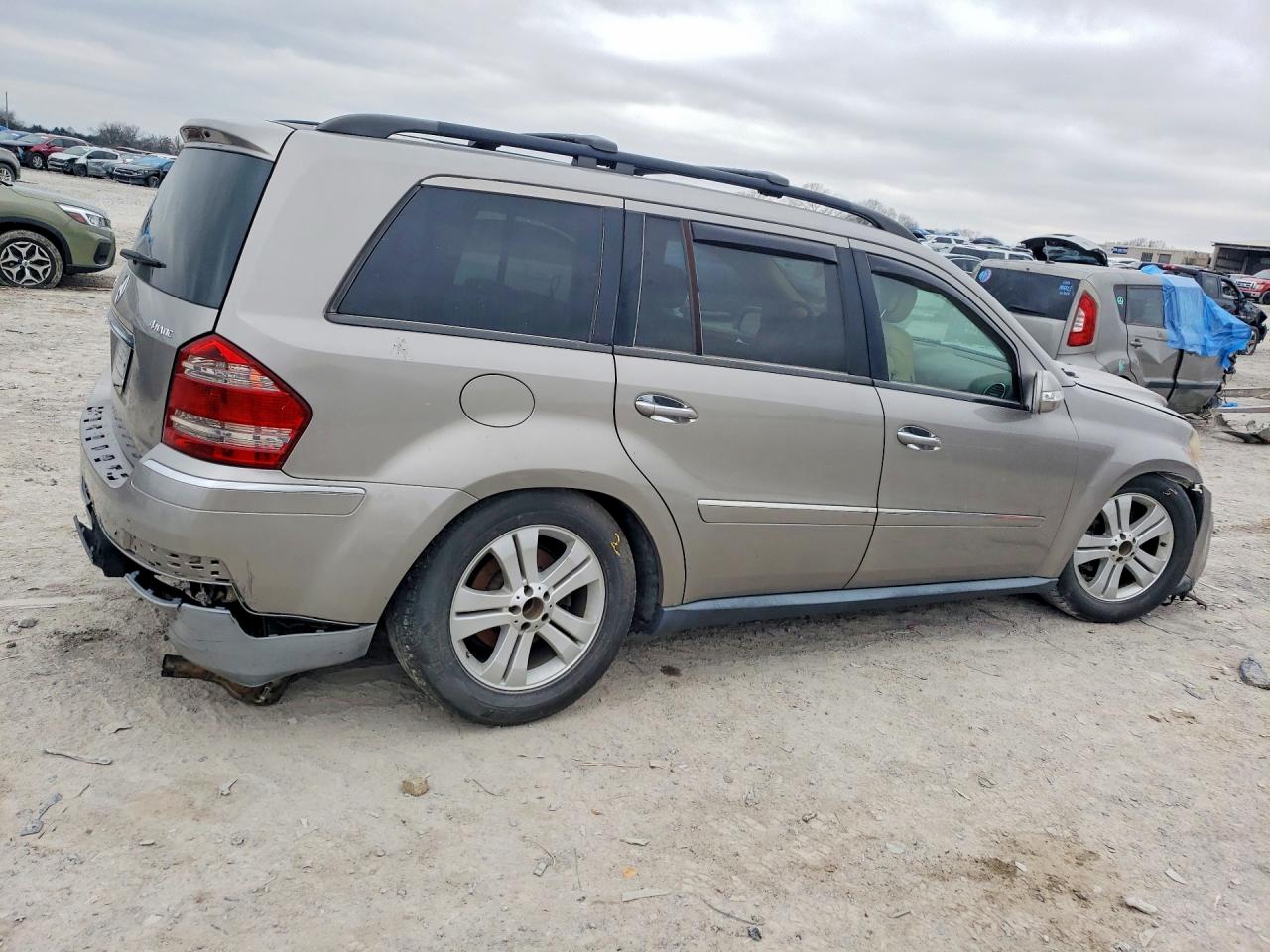 2008 MERCEDES-BENZ GL 320 CDI photo 3