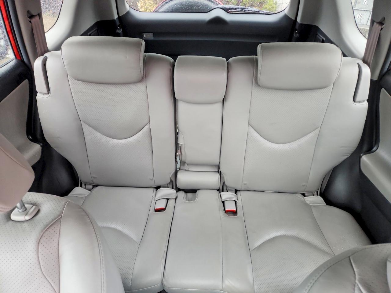 2010 TOYOTA RAV4 LIMITED photo 28