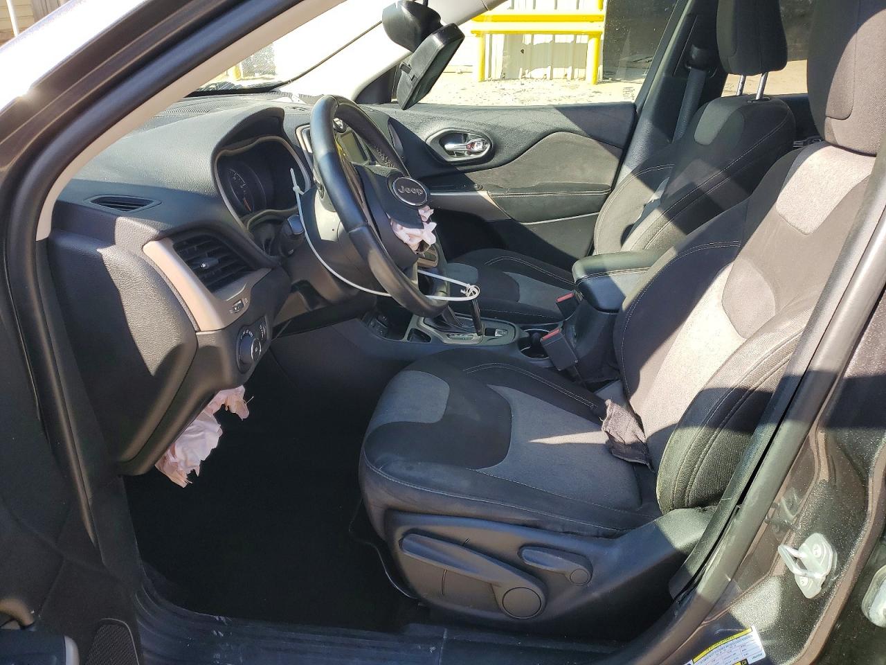 2018 JEEP CHEROKEE LATITUDE photo 19