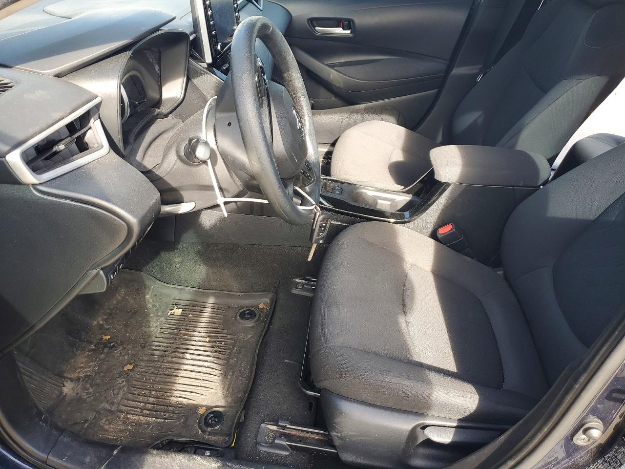 2021 TOYOTA COROLLA LE photo 19