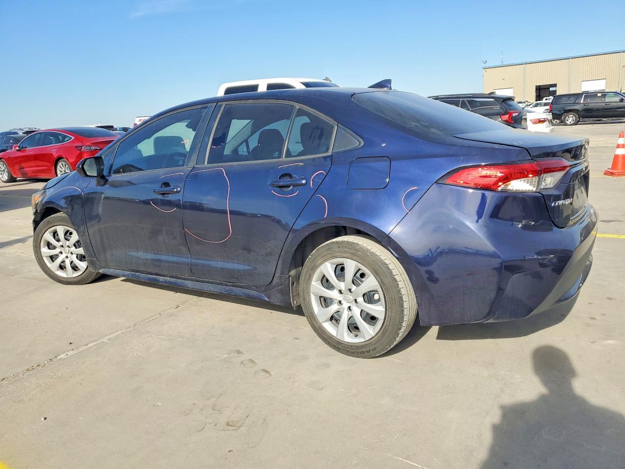 2021 TOYOTA COROLLA LE photo 4