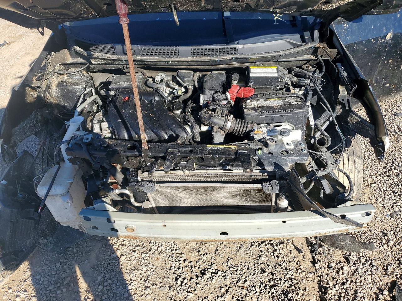 2019 NISSAN VERSA S photo 11