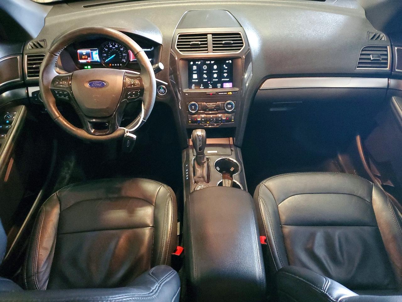 2018 FORD EXPLORER XLT photo 15