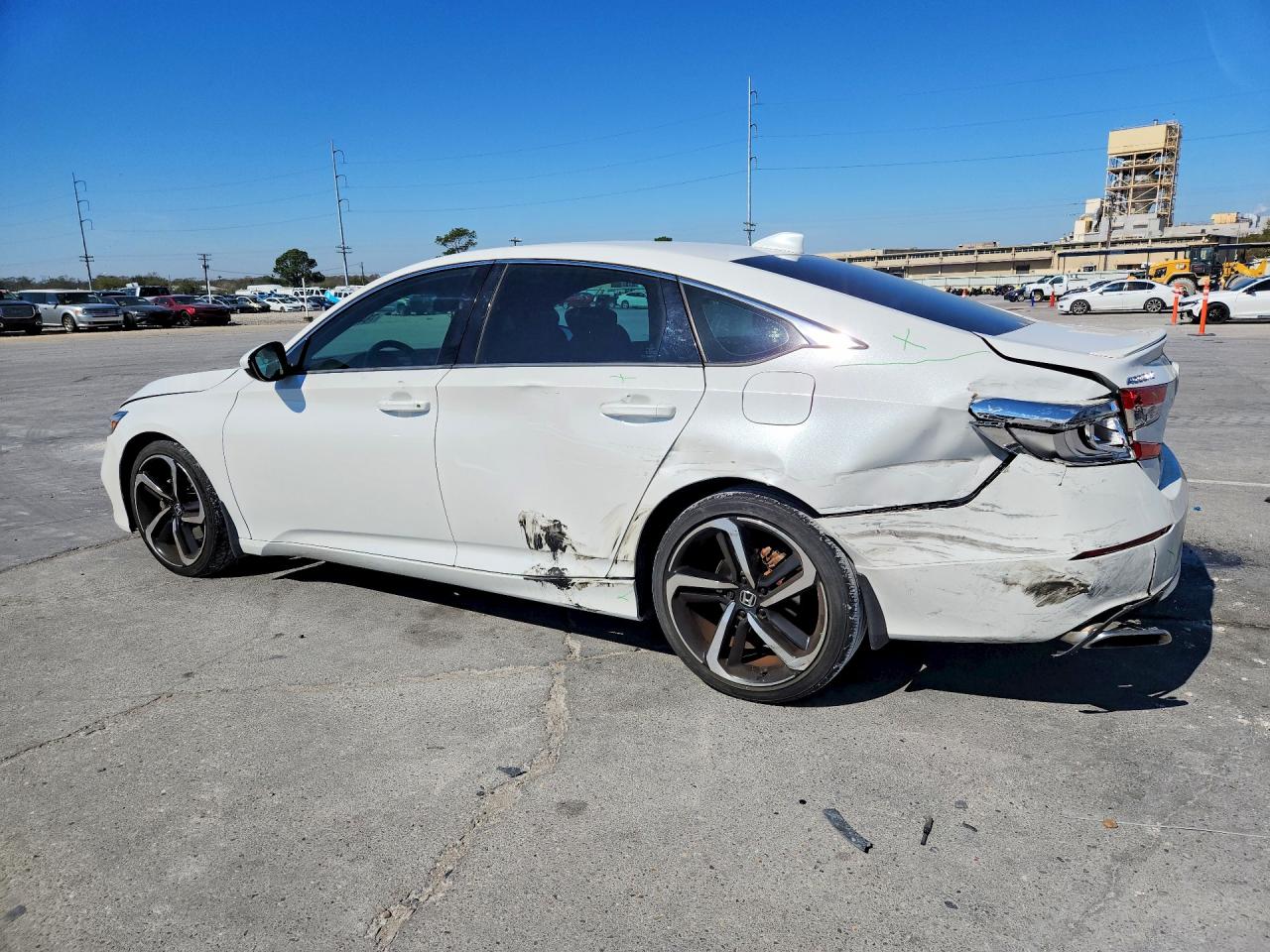 2018 HONDA ACCORD SPORT photo 4