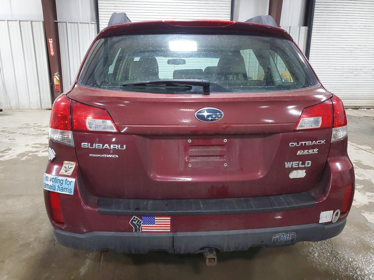 2011 SUBARU OUTBACK 2.5I photo 16