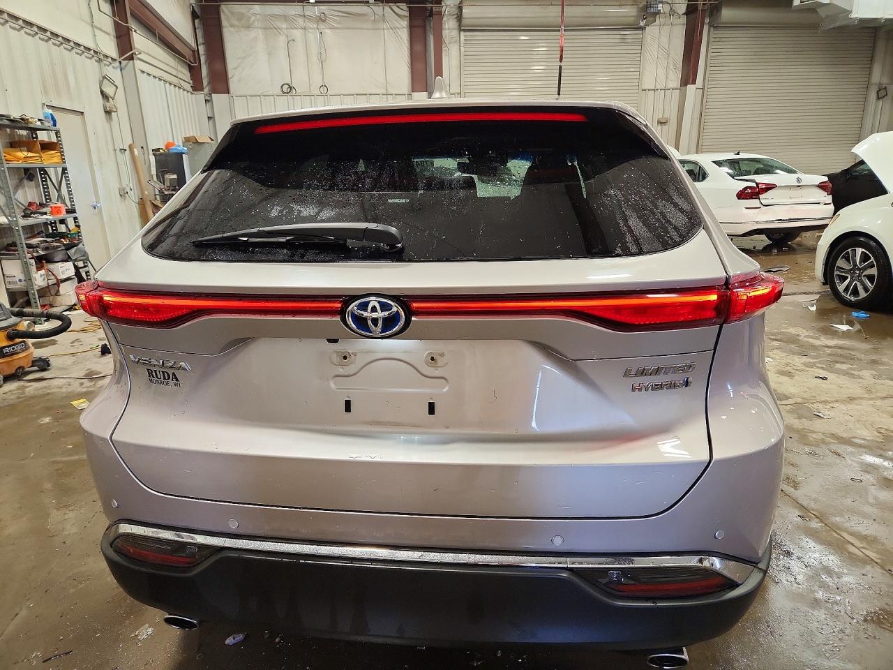 2021 TOYOTA VENZA LIMITED photo 6