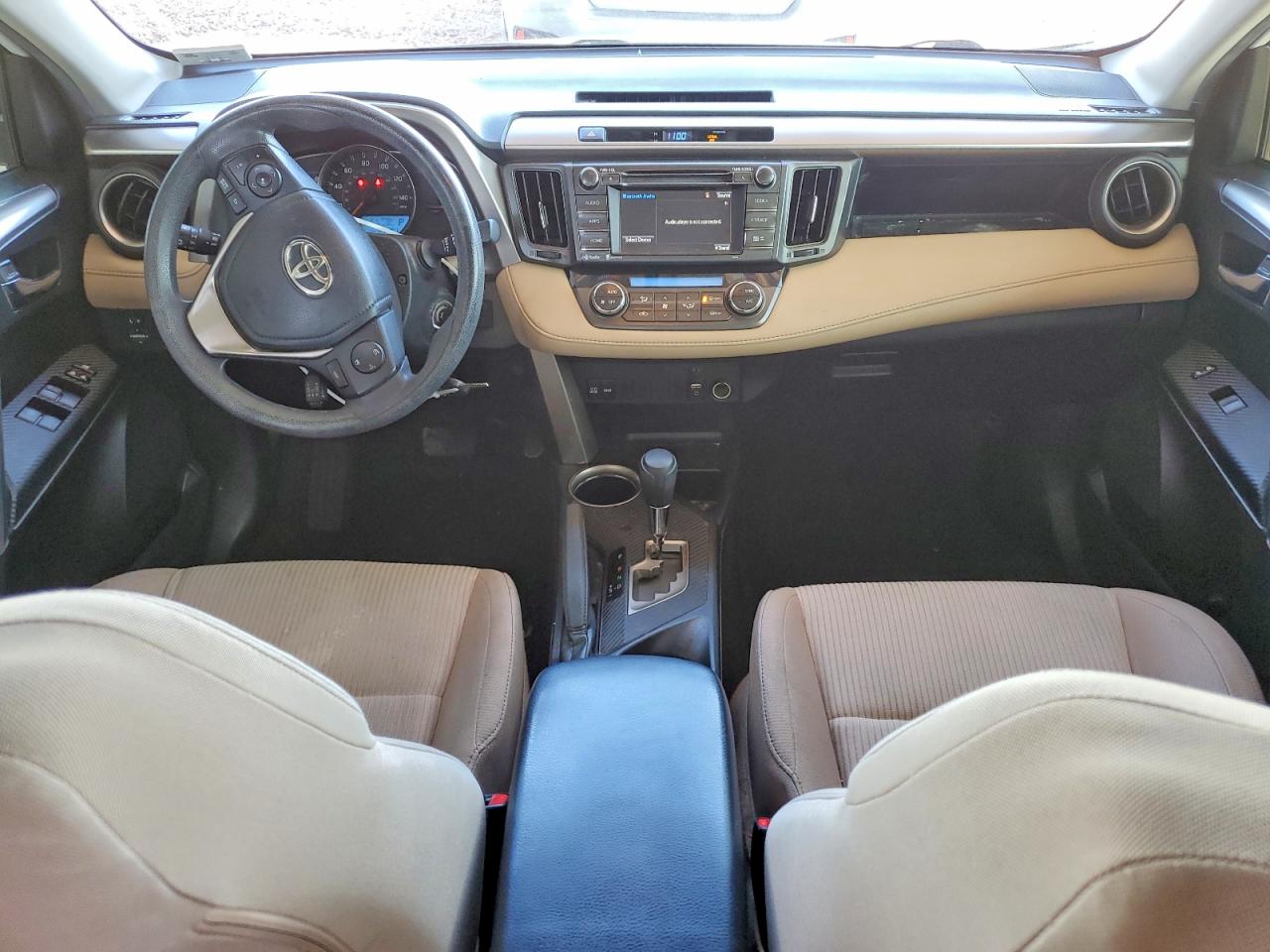 2015 TOYOTA RAV4 XLE photo 8