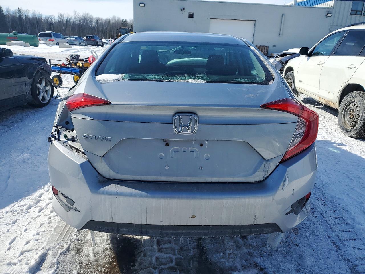 2016 HONDA CIVIC LX photo 6