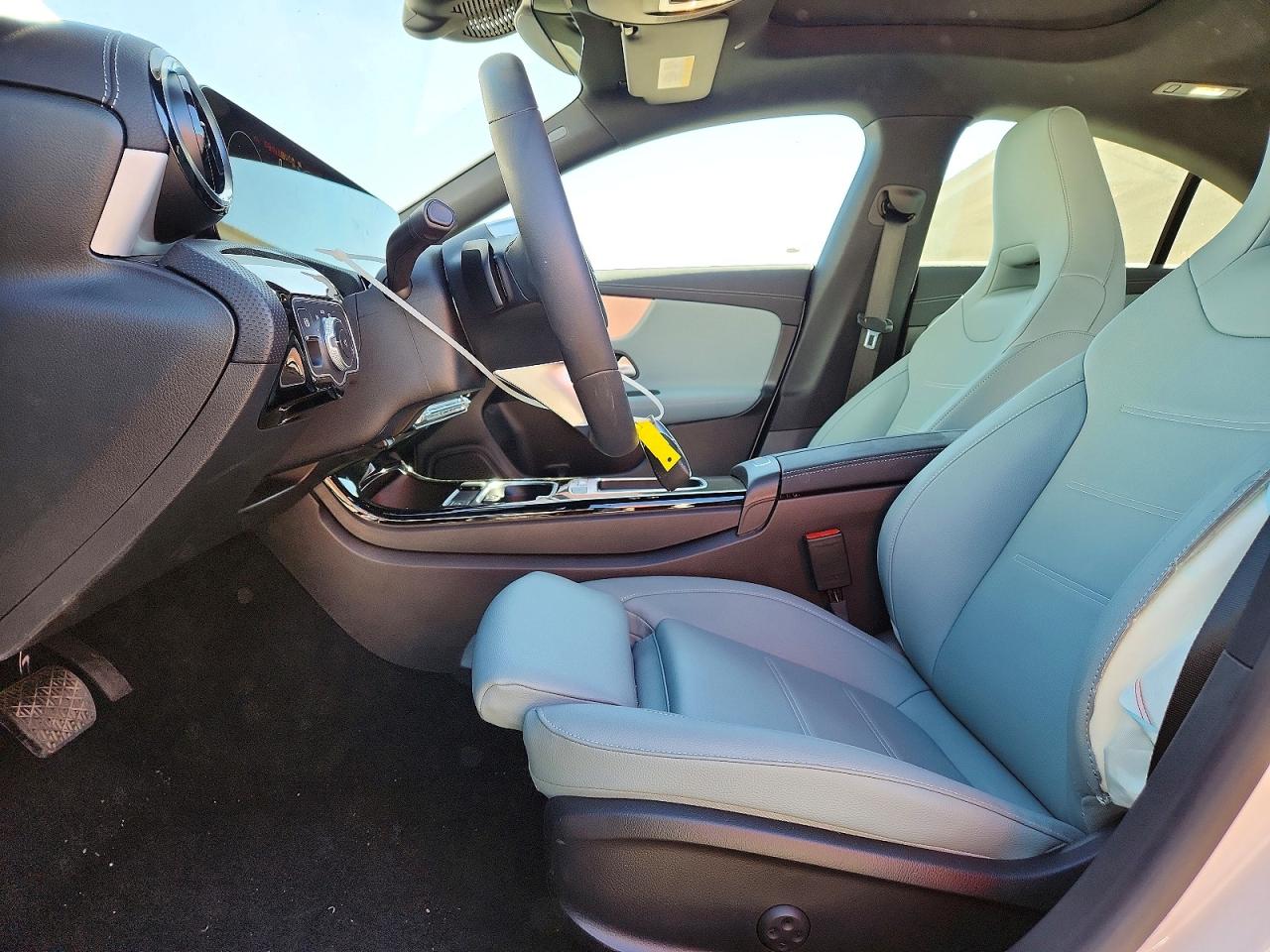 2026 MERCEDES-BENZ CLA 250 photo 19