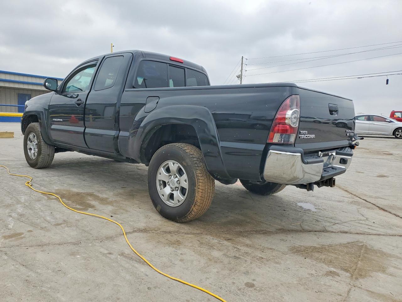 2013 TOYOTA TACOMA PRERUNNER V6 photo 2