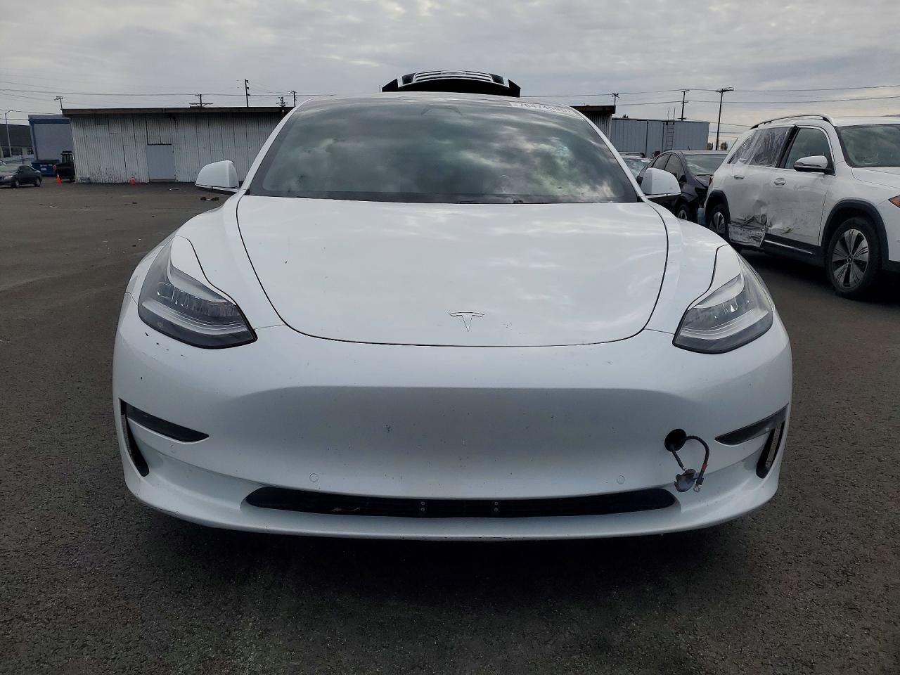 2019 TESLA MODEL 3 photo 9