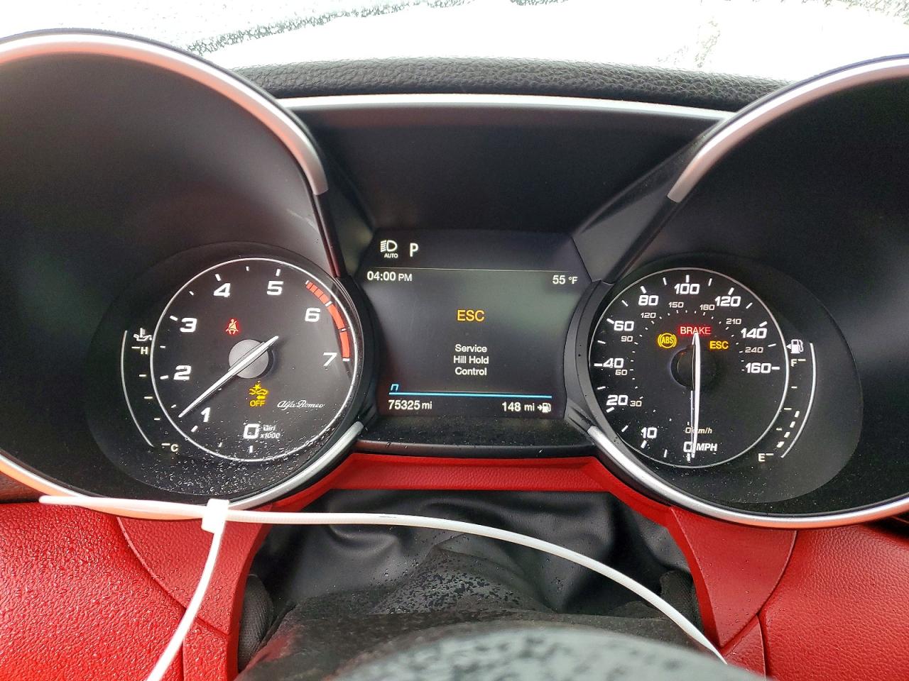 2020 ALFA ROMEO GIULIA TI photo 25