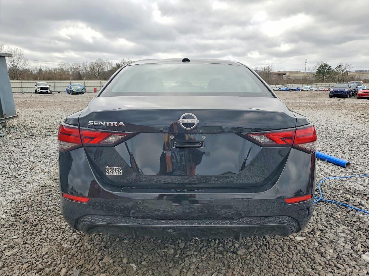 2025 NISSAN SENTRA SV photo 6
