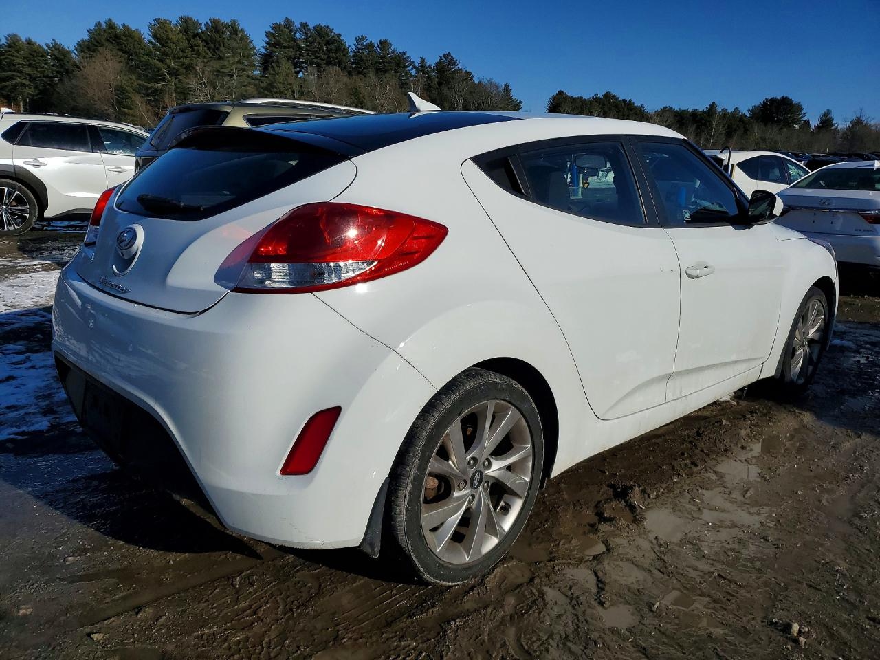 2017 HYUNDAI VELOSTER BASE photo 3