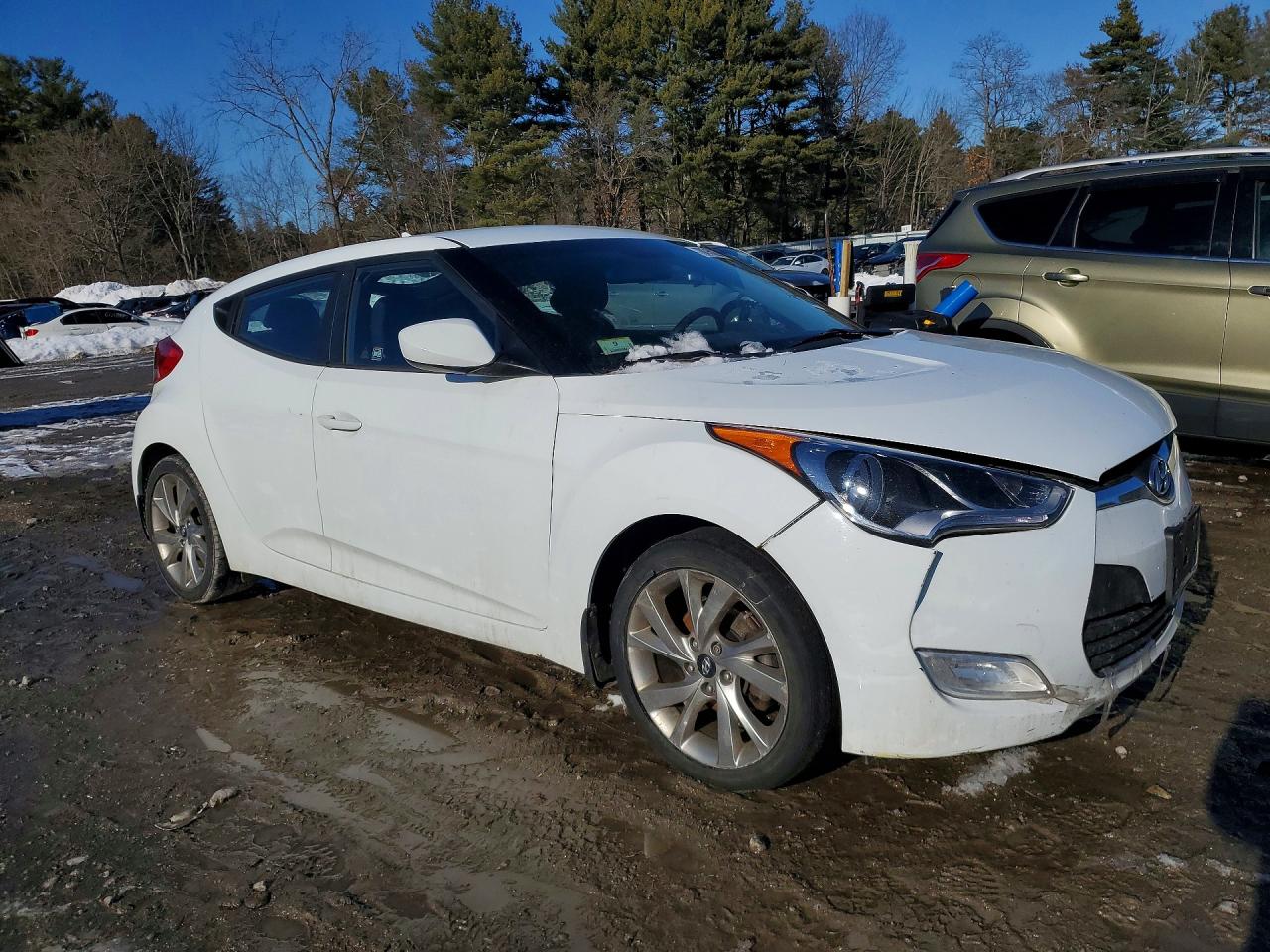 2017 HYUNDAI VELOSTER BASE photo 4