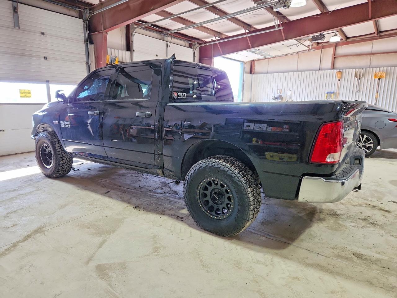 2014 RAM 1500 photo 2