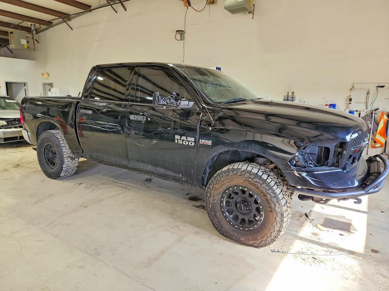 2014 RAM 1500 photo 4