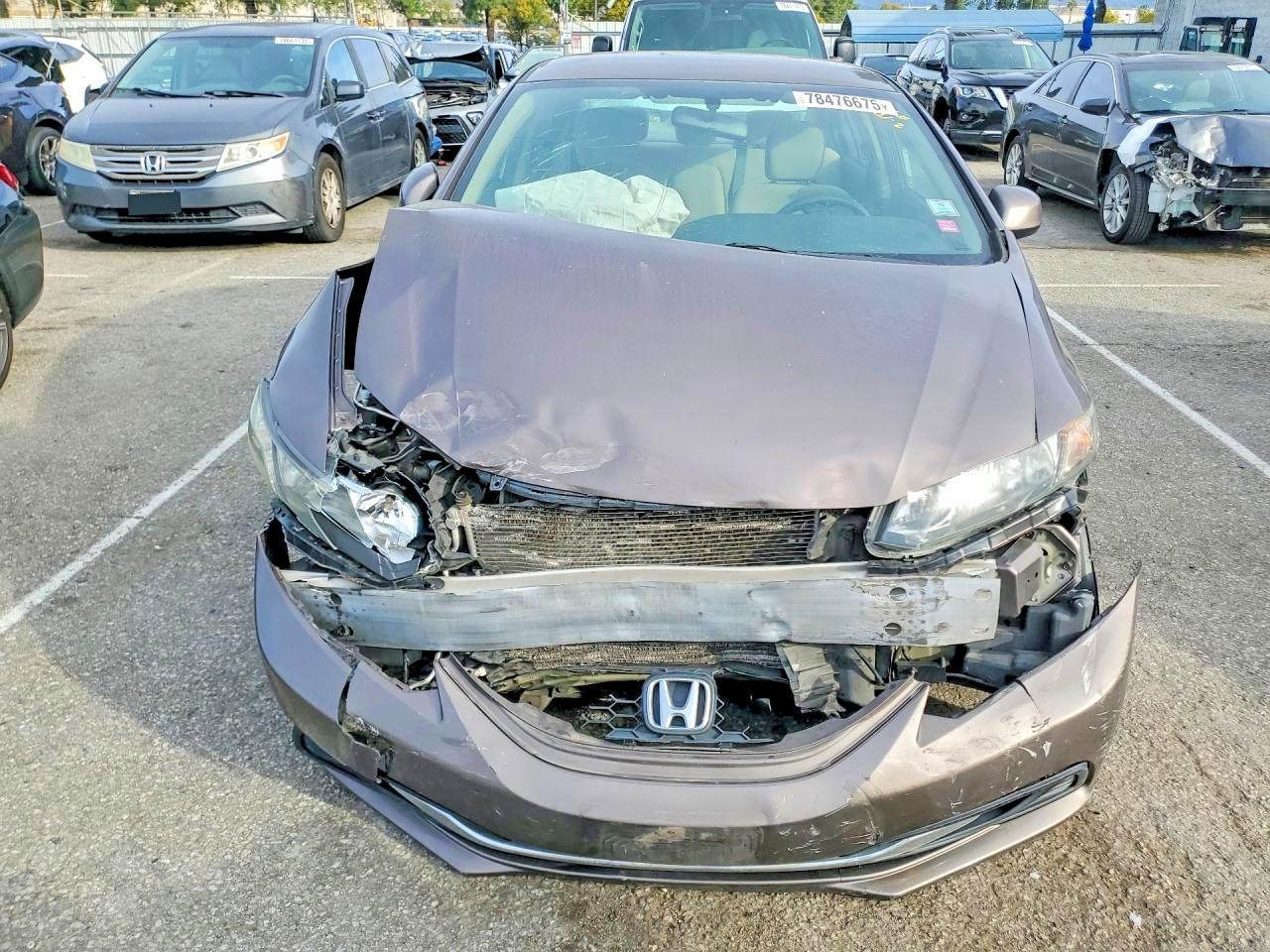 2013 HONDA CIVIC LX photo 9