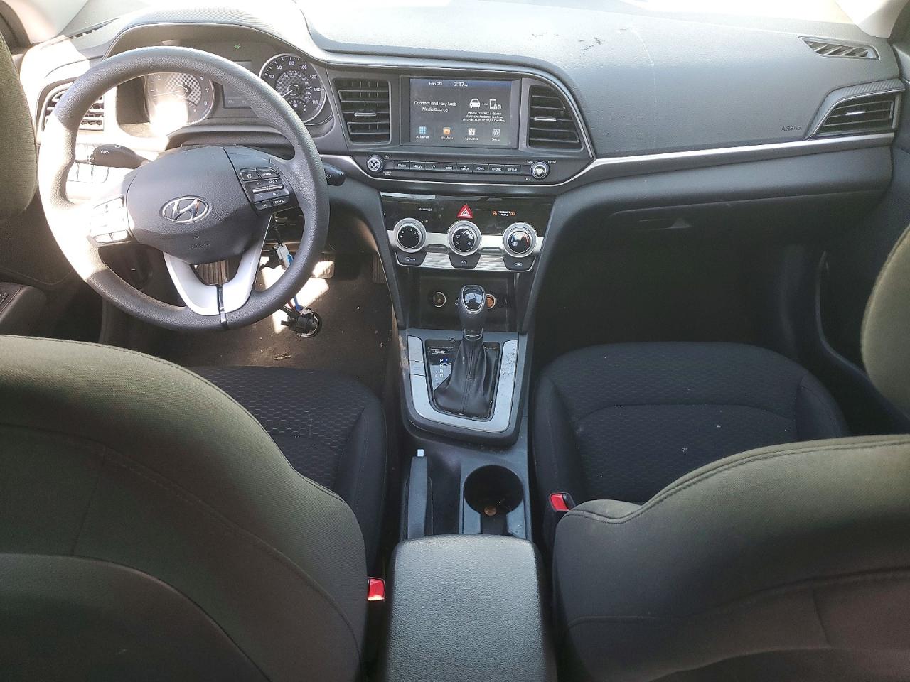 2019 HYUNDAI ELANTRA SEL photo 8