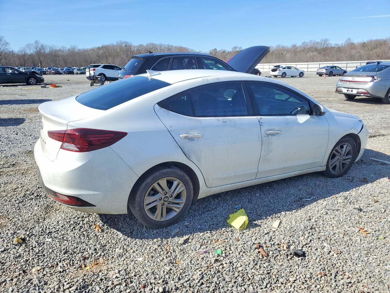 2019 HYUNDAI ELANTRA SEL photo 3