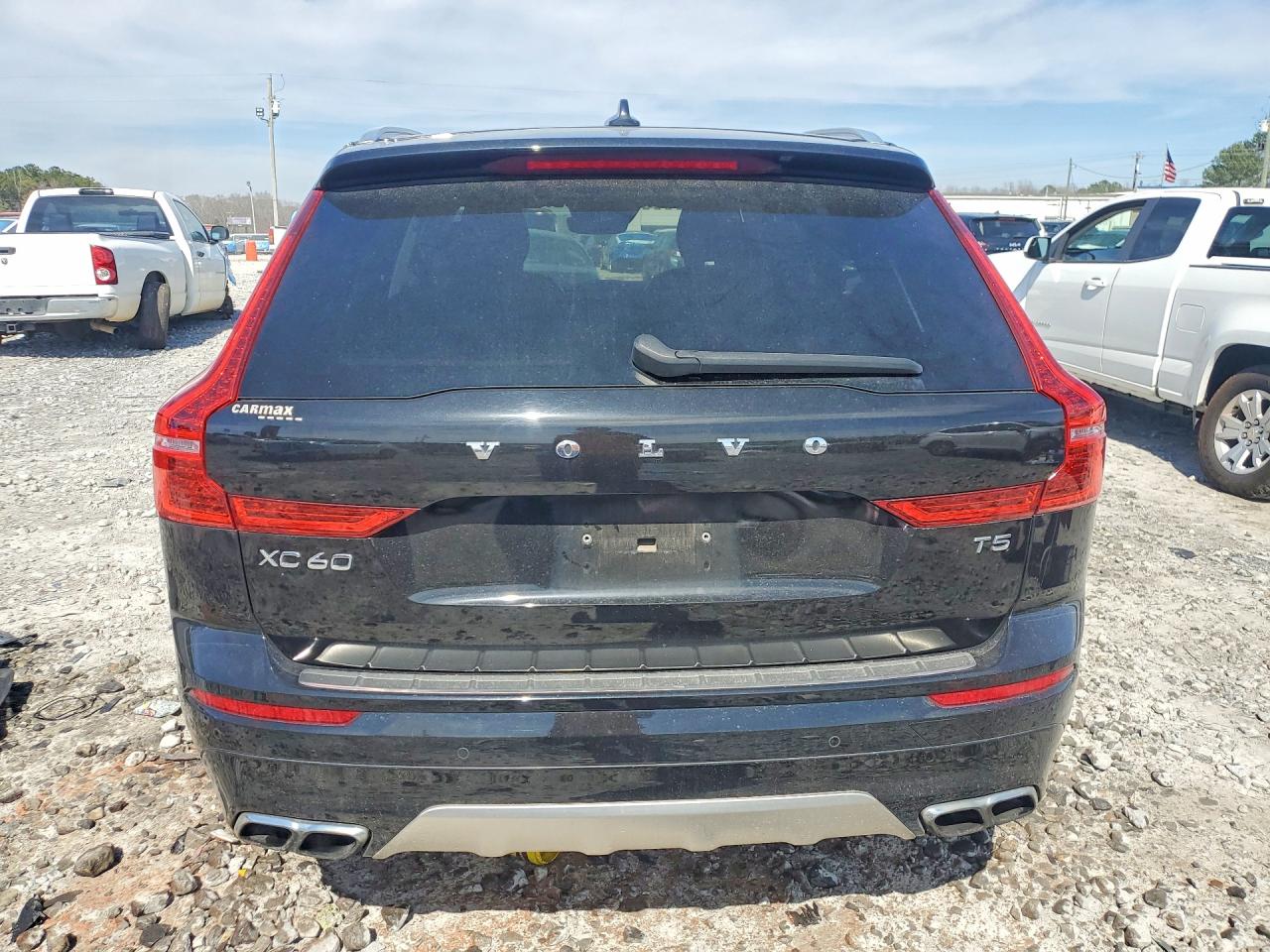 2019 VOLVO XC60 T5 MOMENTUM photo 6