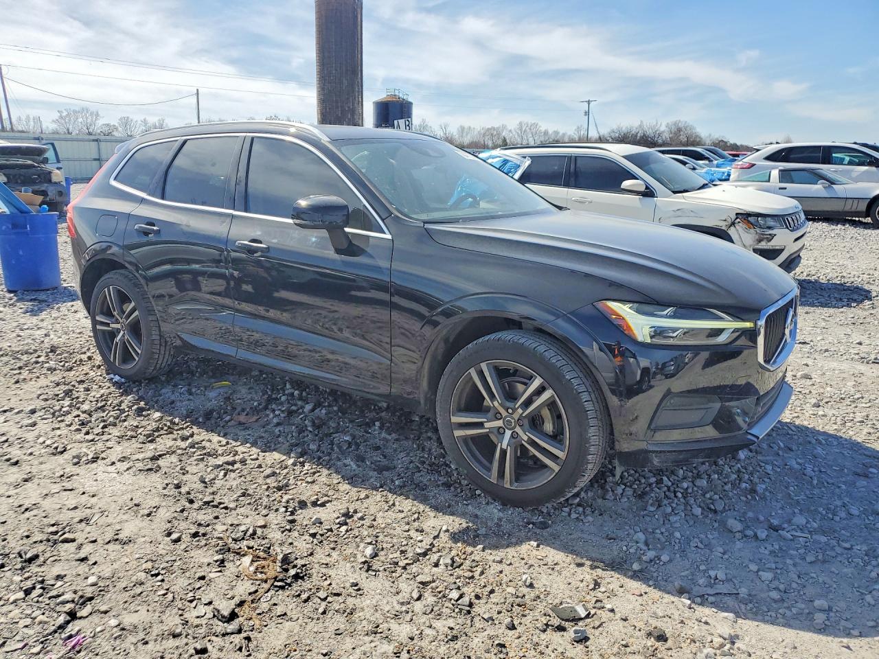2019 VOLVO XC60 T5 MOMENTUM photo 4