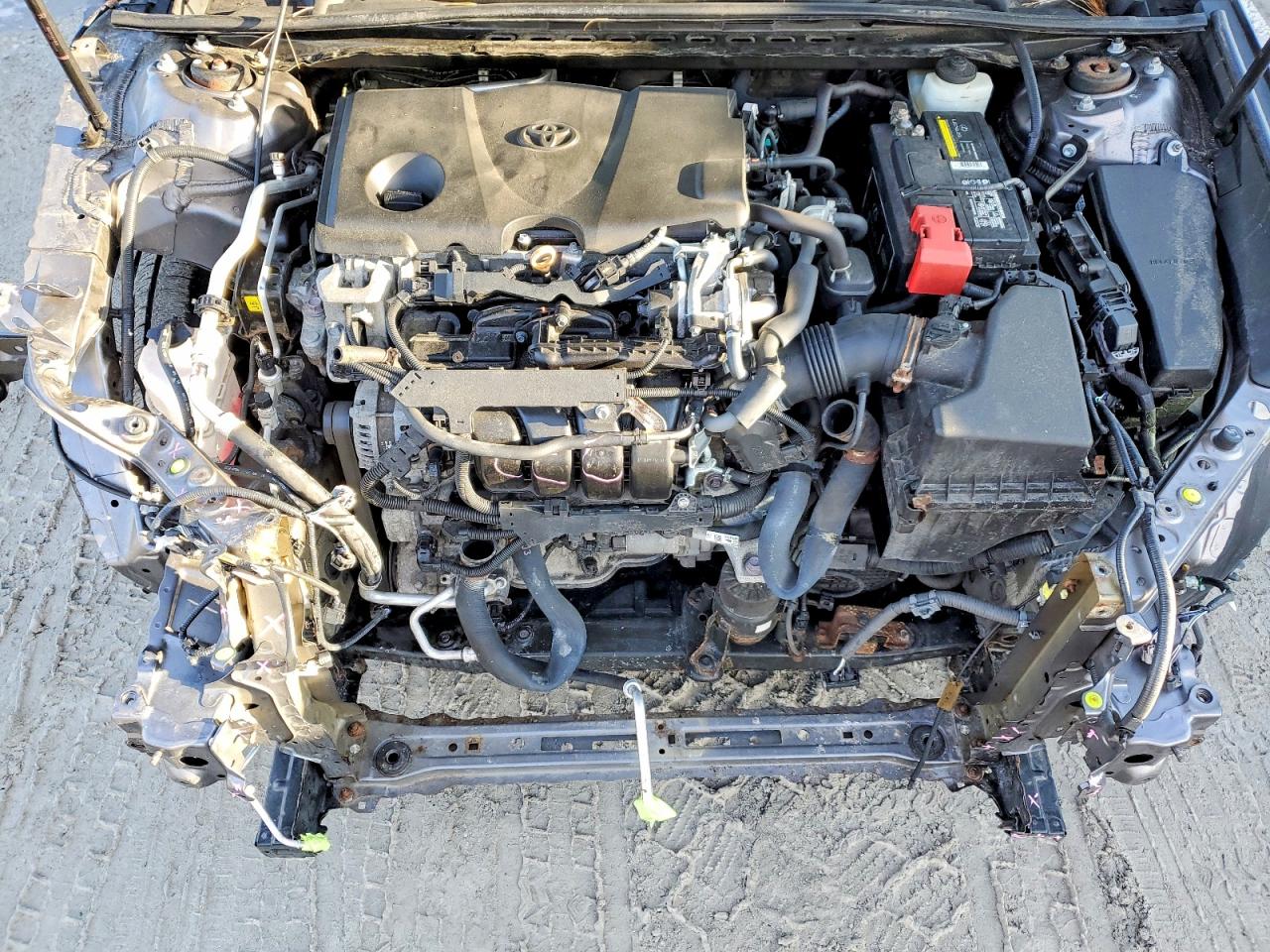 2019 TOYOTA CAMRY LE photo 21