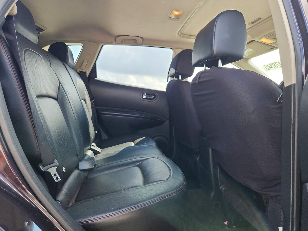 2013 NISSAN ROGUE S photo 11