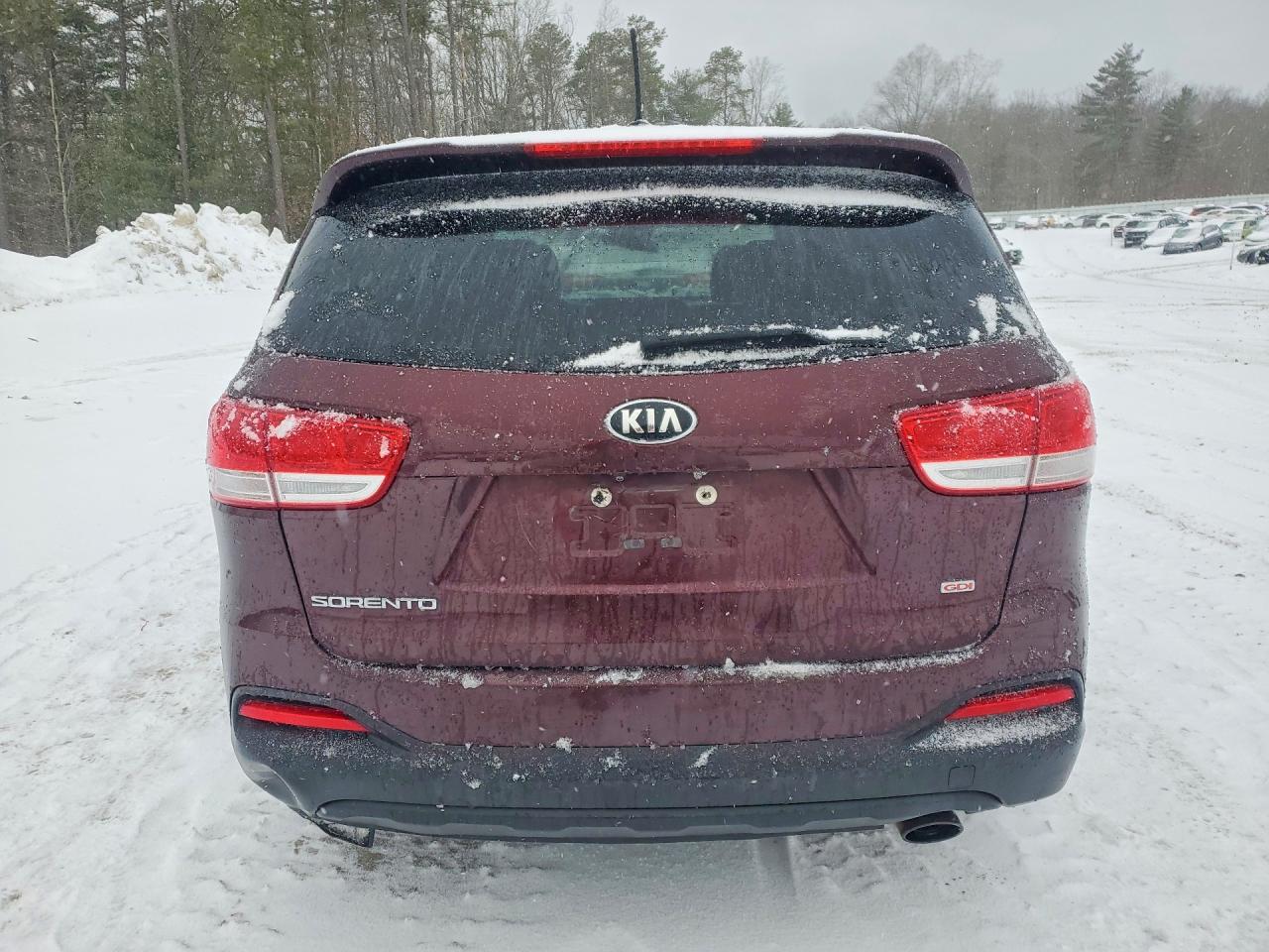 2017 KIA SORENTO LX photo 11