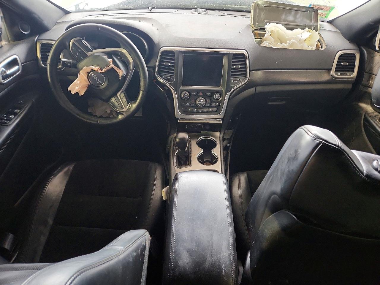 2018 JEEP GRAND CHEROKEE LAREDO photo 8