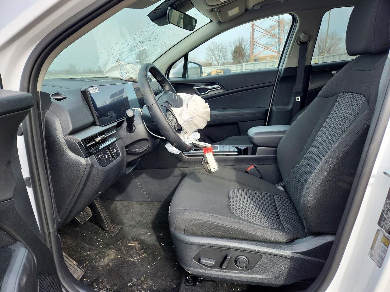 2026 KIA SPORTAGE LX photo 7