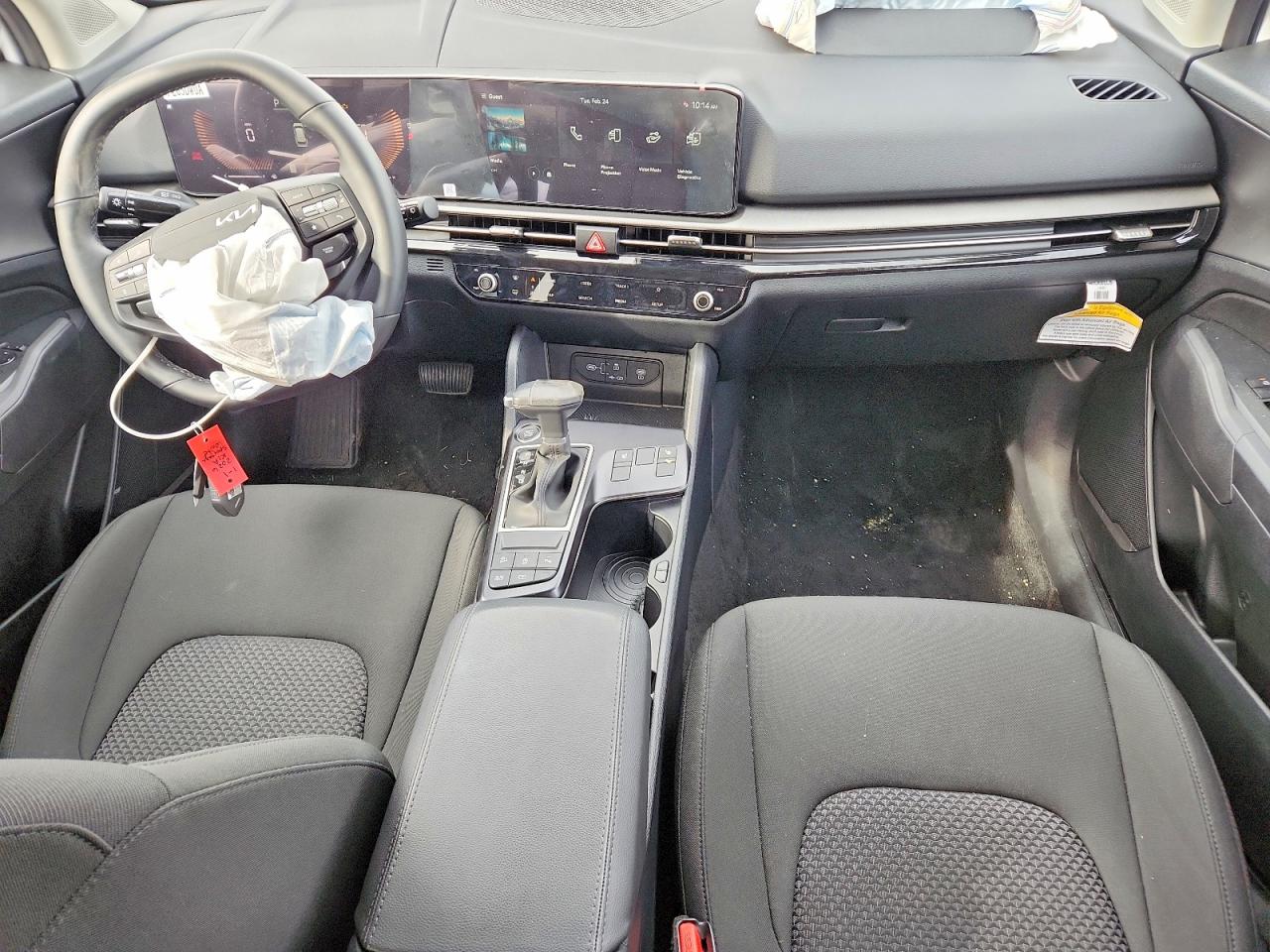 2026 KIA SPORTAGE LX photo 8