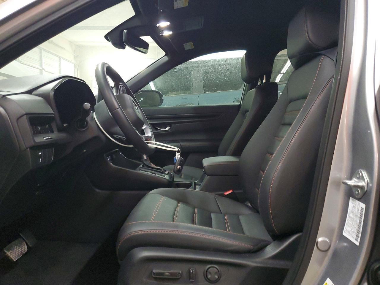 2025 HONDA CR-V SPORT-L photo 13
