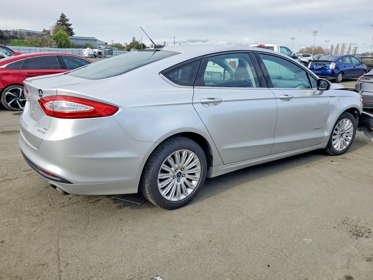 2013 FORD FUSION SE HYBRID photo 3