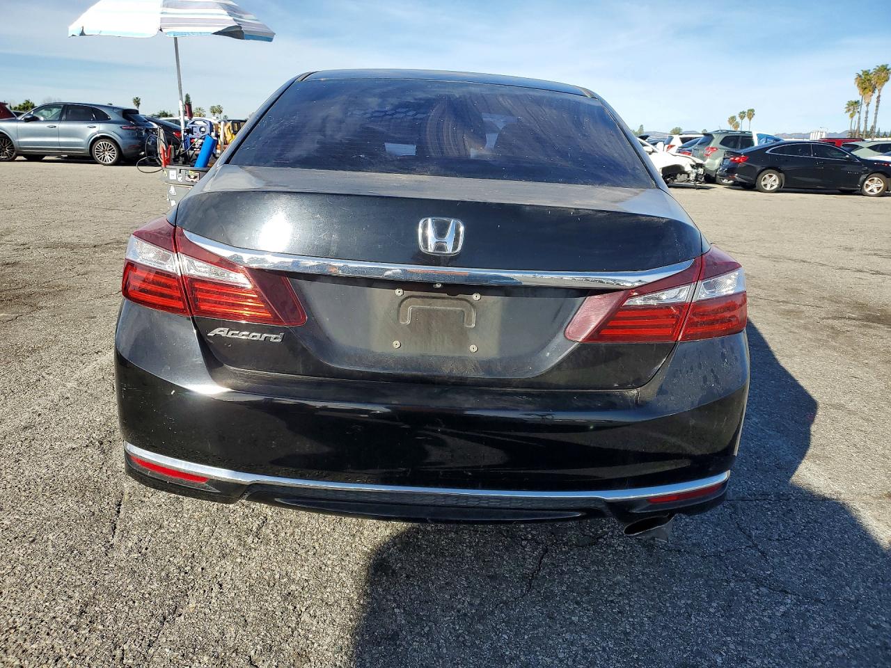 2017 HONDA ACCORD LX photo 6