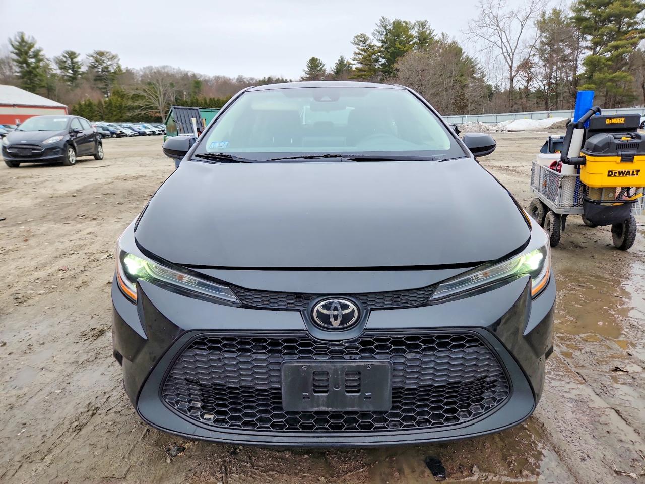 2020 TOYOTA COROLLA LE photo 9